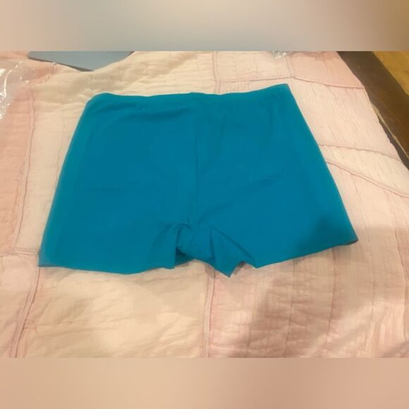 Kim Gravel x Swimsuits For All Scoop Neck Tankini Set w/ Bike Shorts - Picture 6 of 7